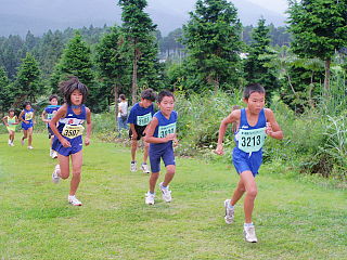 2kmコース 懸命に走る子供達