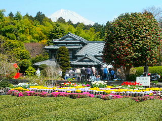 大淵の山あいにある富士芸術村
