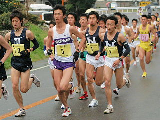 1km過ぎ 集団の前方に駒大森田選手