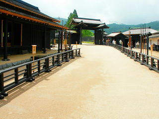 関所内から京口御門方面の眺め